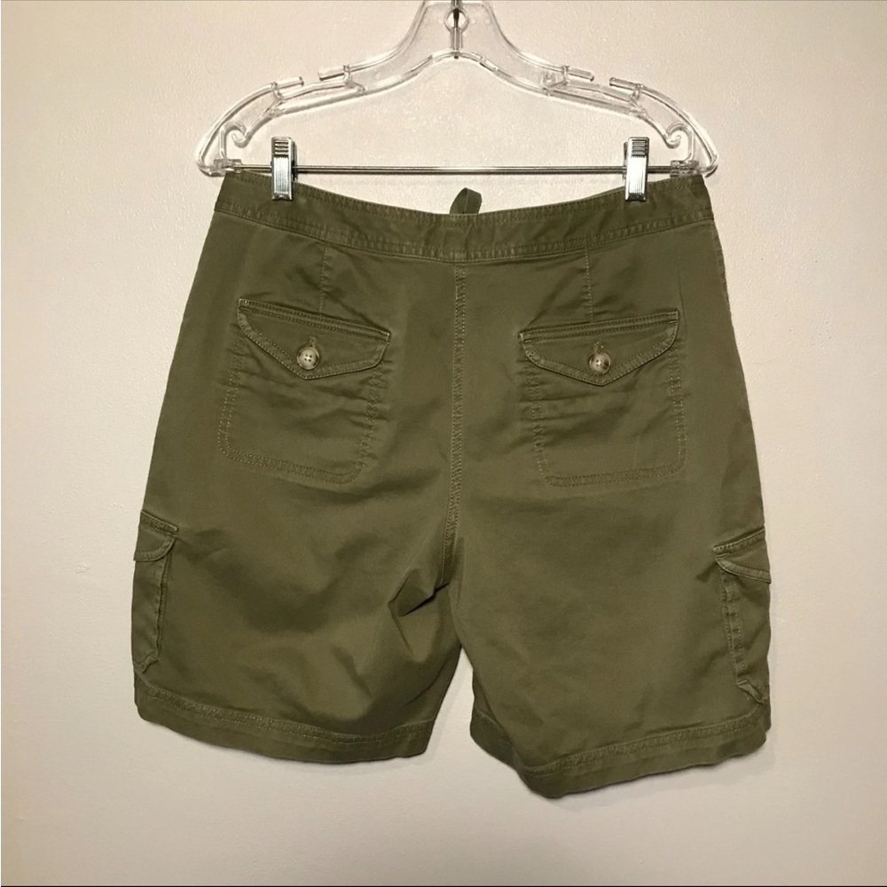 L. L. Bean Women's Shorts Size 10 Green Cargo Pockets Drawstring Cotton Spandex - Picture 2 of 9